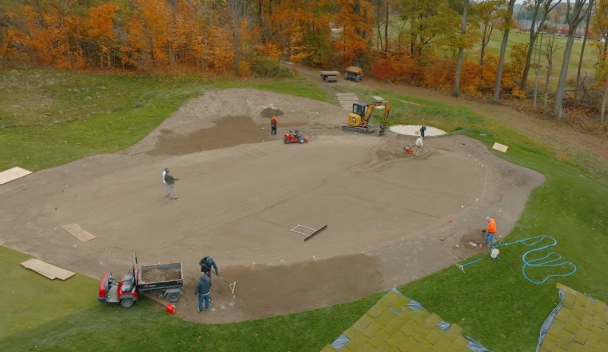 Course renovation work with new bunkering taking shape