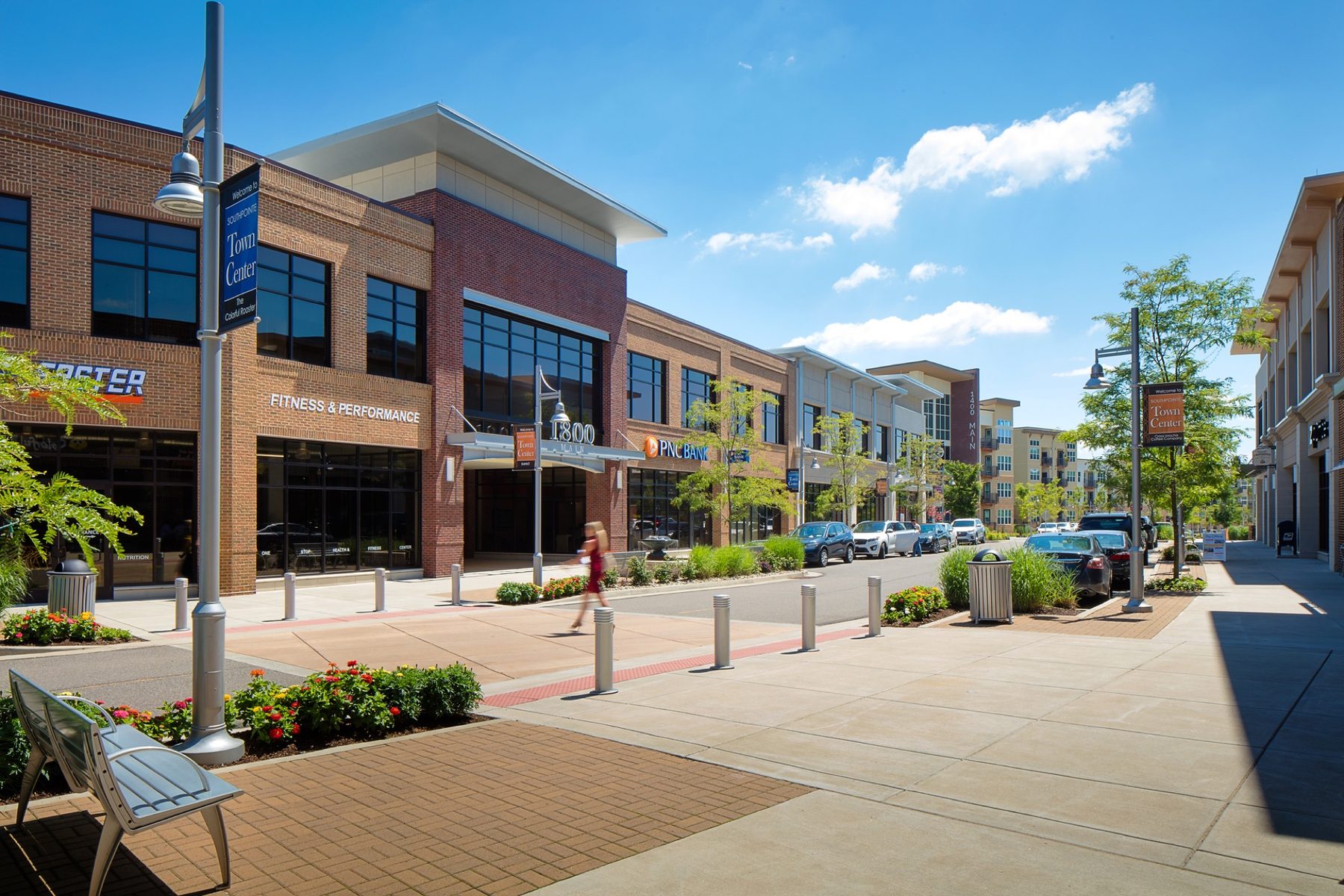 Southpointe Town Center streetscape at 1800 Main